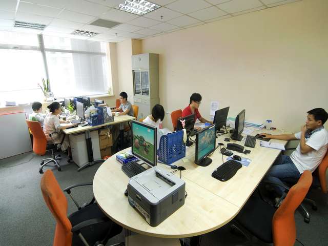 三亚43寸曲面触摸液晶显示屏